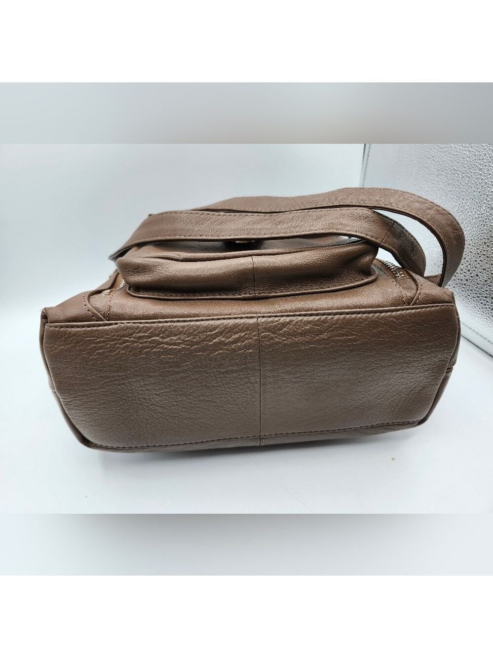 Great American Leathrr Works Chic Brown Leather Shoulder Bag - Picture 5 of 7